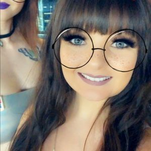 Meet your Posher, Shauna